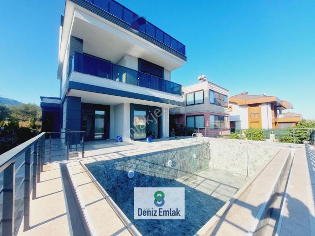 Edremit, Balikesir içerisinde satılık Villa