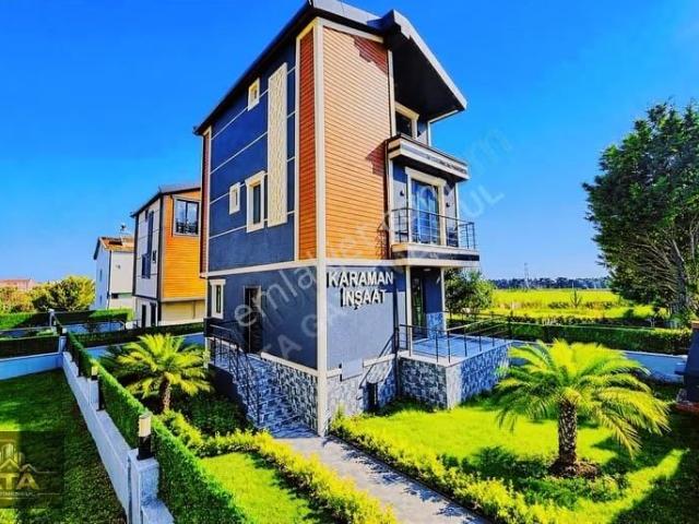 Marmaraereğlisi, Tekirdağ içerisinde satılık Villa