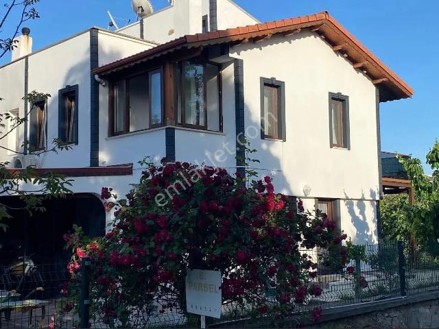 Ayvalik, Balikesir içerisinde kiralık Villa