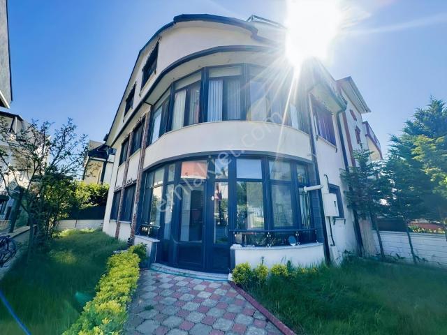 Yalı Mahallesi, Kocaali içerisinde satılık Villa