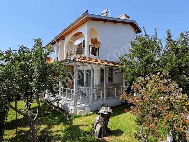 Dikili, Salihler Mahallesi içerisinde kiralık Villa
