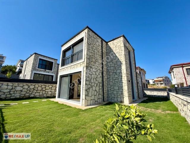 Karaburun, İzmir içerisinde satılık Villa