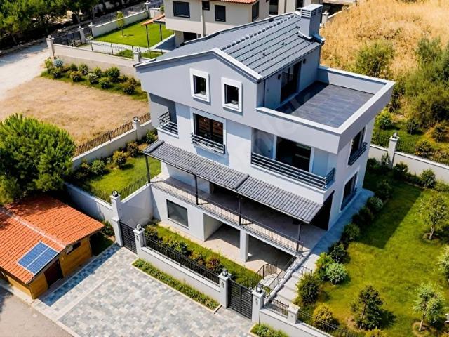 Dikili, İzmir içerisinde satılık Villa