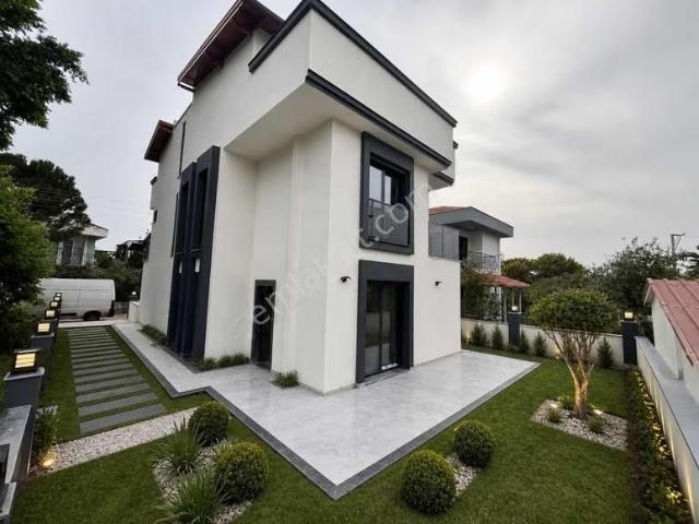 Menderes, İzmir içerisinde satılık Villa