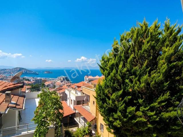 Kuşadasi, Aydin içerisinde kiralık Villa
