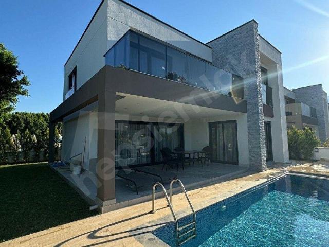 Kemer, Antalya içerisinde satılık Villa