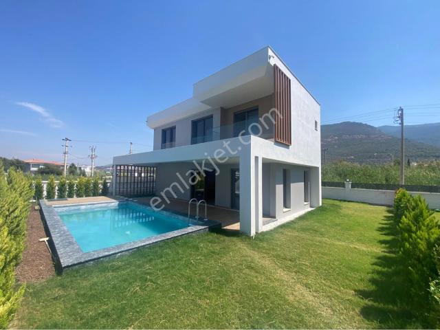 Kuşadasi, Aydin içerisinde satılık Villa