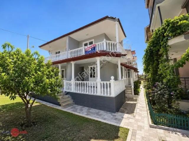 Dikili, İzmir içerisinde satılık Villa