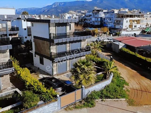 Menderes, İzmir içerisinde satılık Villa