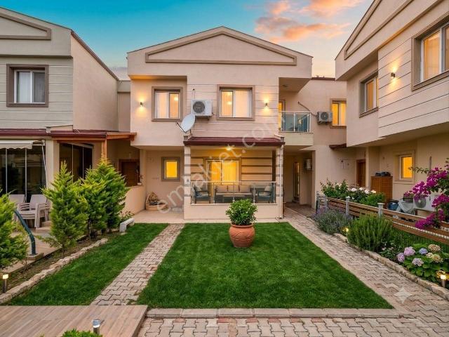Menderes, İzmir içerisinde satılık Villa