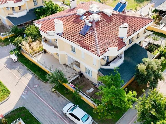 Dikili, İzmir içerisinde satılık Villa