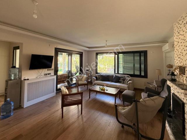 Menderes, İzmir içerisinde satılık Villa