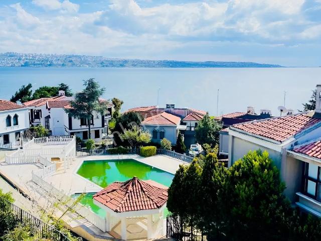 Tepecik, Büyükçekmece içerisinde kiralık Villa