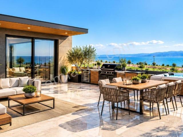 Kalabak Mahallesi, Urla içerisinde satılık Villa