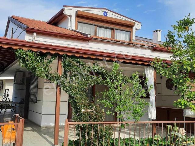 Kuşadasi, Aydin içerisinde kiralık Villa