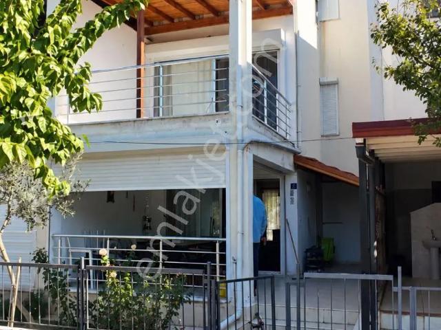 Güzelçamlı Mahallesi, Kuşadası içerisinde satılık Villa