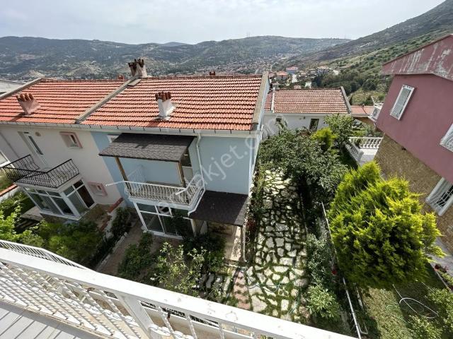 Foça, İzmir içerisinde satılık Villa