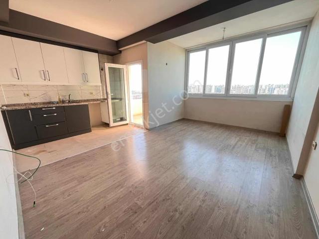 Kapalı Semt Pazarı, Seyhan içerisinde kiralık mülk