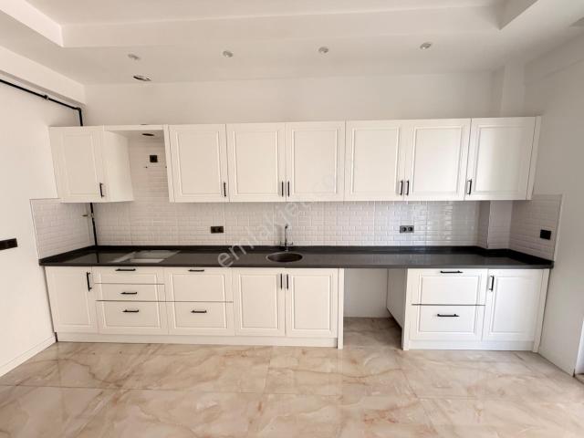 Yenişafak Mahallesi, Merkezefendi içerisinde kiralık mülk