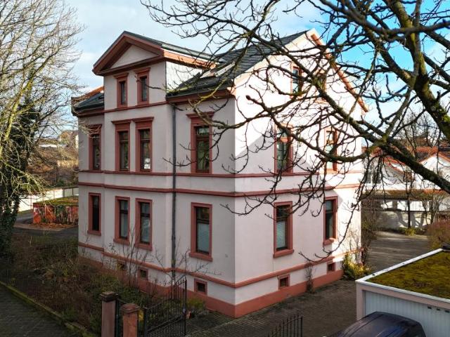 Mehrfamilienhaus kaufen in Hanau, Hessen