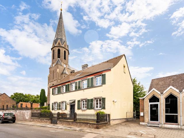 Villa kaufen in Büsdorf, Bergheim