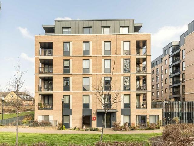 Apartment for rent in London Borough of Ealing, Hanwell