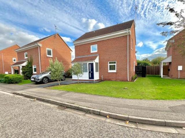 House for sale in Hampton Green, Cambridgeshire