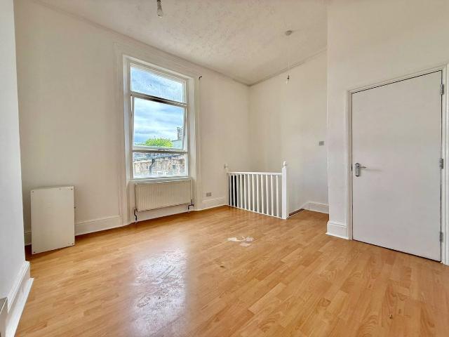 Apartment for rent in Camberwell, Greater London