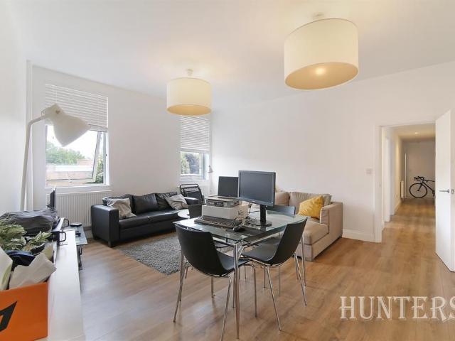 Apartment for rent in London Borough of Southwark, Greater London