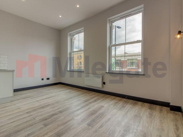 Studio for rent in Denmark Hill, Greater London