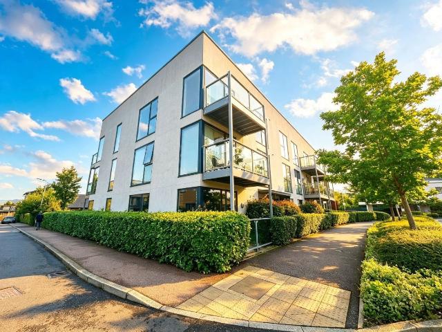 House for rent in London Borough of Havering, Greater London