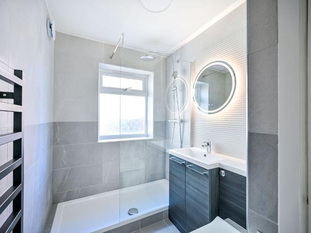 Apartment for rent in Surbiton, Greater London