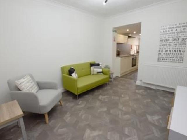 Room for rent in Semilong, Northampton