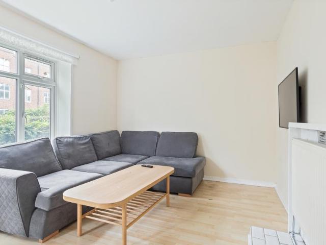House for rent in Camberwell, Greater London