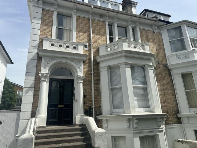 Apartment for rent in Aldrington
