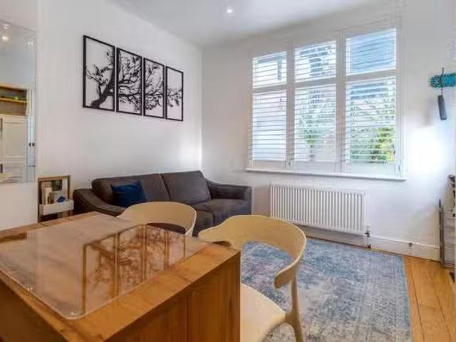 Apartment for rent in New Town, Horsham