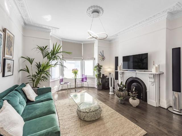 Apartment for rent in London Borough of Camden, Greater London