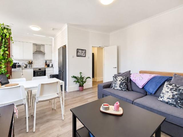 Apartment for rent in London Borough of Camden, Greater London