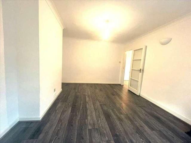 Apartment for rent in London Borough of Harrow, Greater London