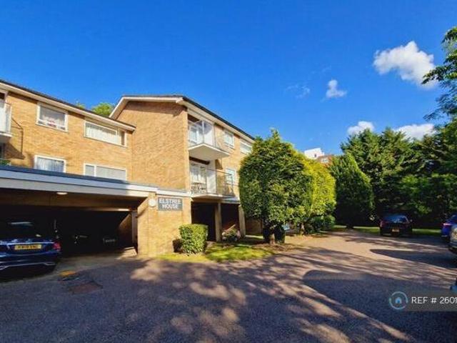 House for rent in Little Stanmore, Greater London