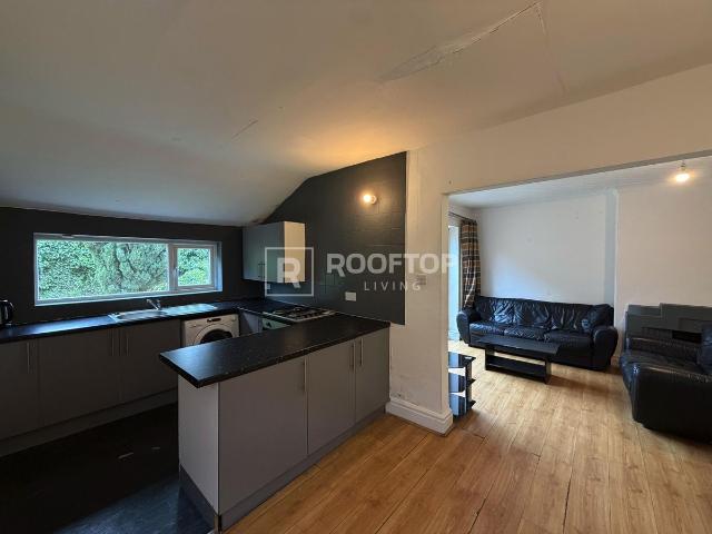 House for rent in Beckett Park, Headingley