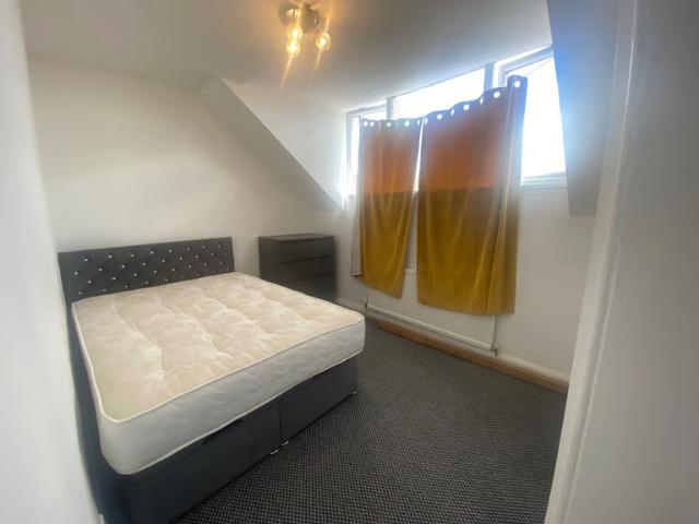 Apartment for rent in Cavalier Hill, Leeds