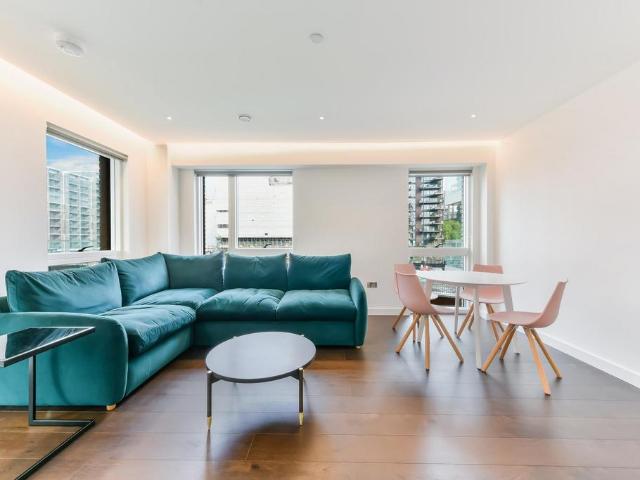 House for rent in Nine Elms, Greater London
