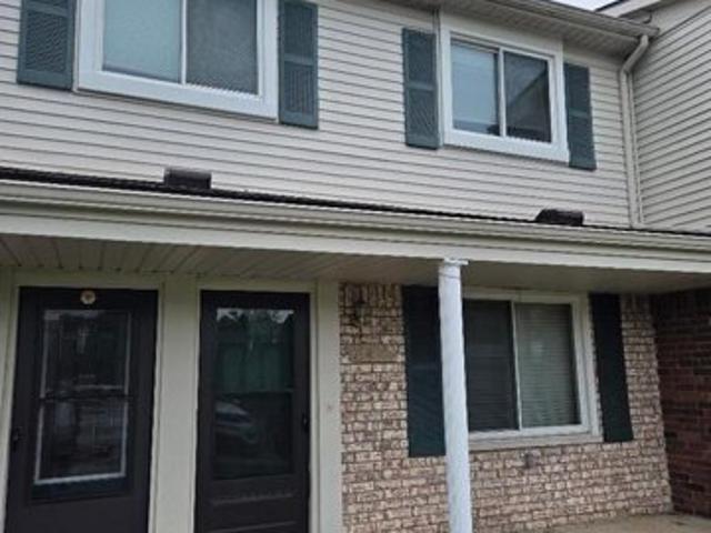 Condo for sale in Sterling Heights
