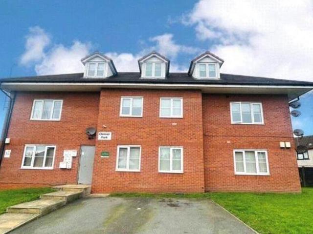 House for sale in Calderstones