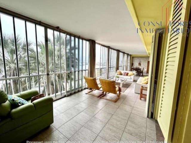 Departamento 200 m² Frente al Mar 4 Dorm + Cochera | 30 m de Vista con Mamparas Piso Techo