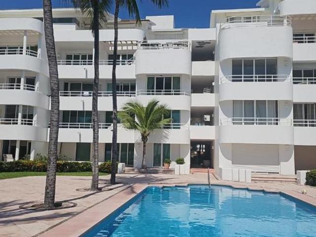 Departamento a la venta en el Condominio La Iguana en Olas Altas, Manzanillo