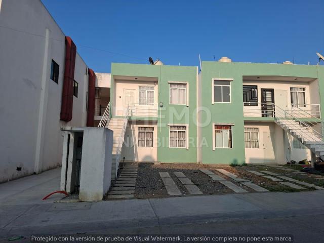 Departamento en renta en Fraccionamiento Petrópolis, Alto Lucero