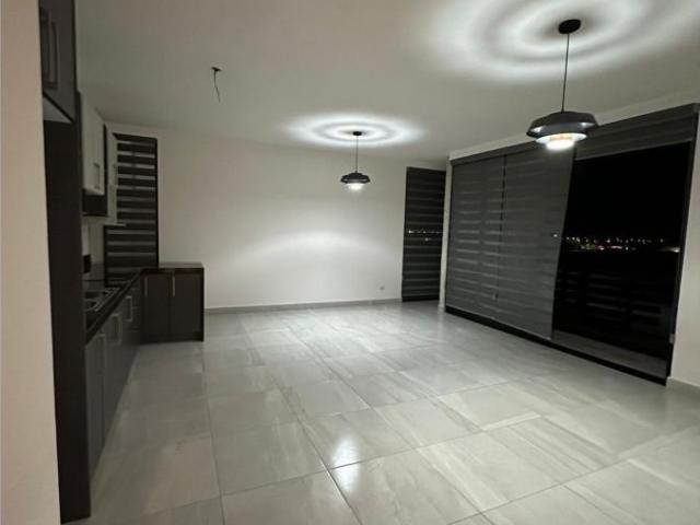 Departamento en renta en La Toscana Residencial, La Concha