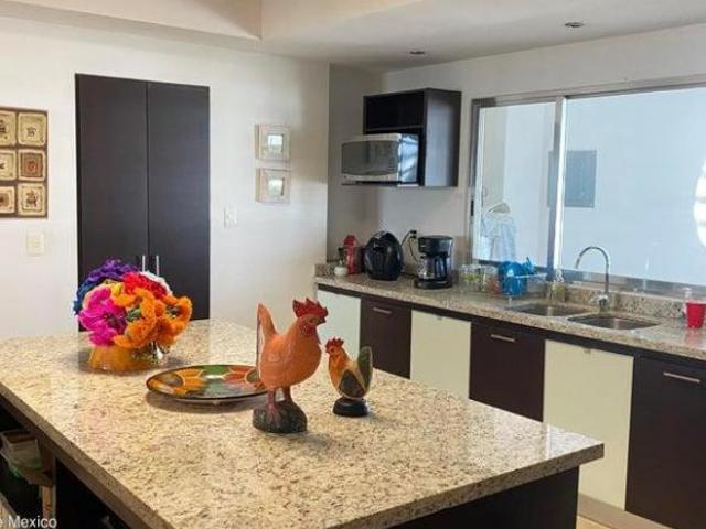 Departamento de 3 recamaras, cuarto de servicio, balcon. Cumbres del Lago, VENTA